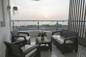 Sea & Formula View Apt
